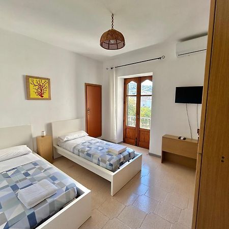 Aeolian Apartments Lipari  Exteriör bild
